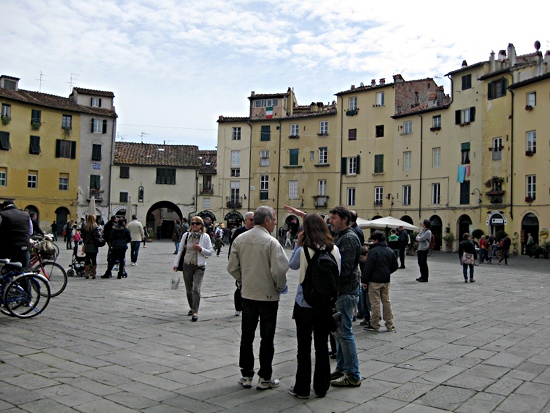 Pisa, Lucca - Image 09