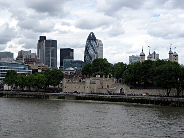 London in June - Image 4